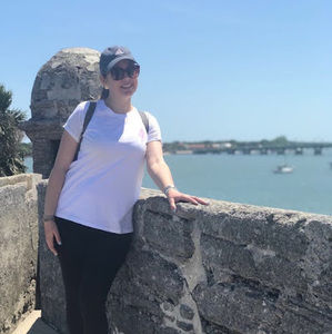 Meet your Posher, Erizabeth